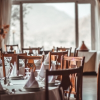 Retail & Restaurant