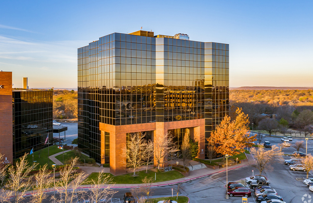 Executive Center II Building at 71st & Yale